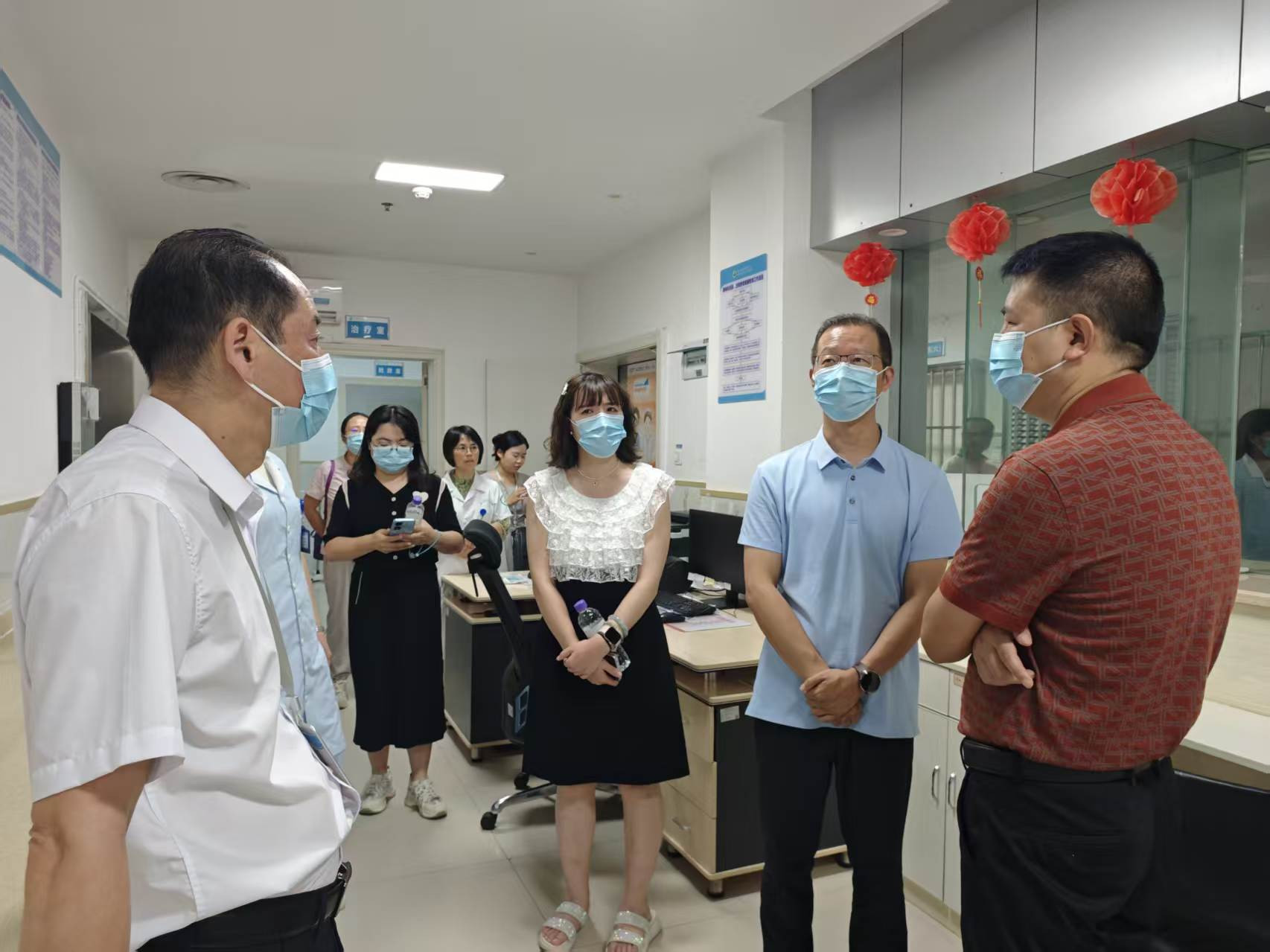 工委参观垫江县第二人民医院